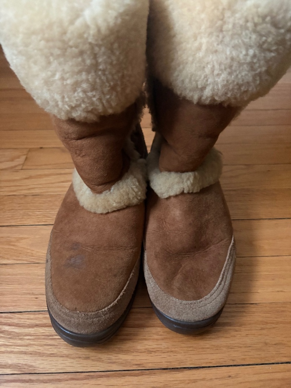 UGG Australia Sundance II Suede Shearling Boots Size 7